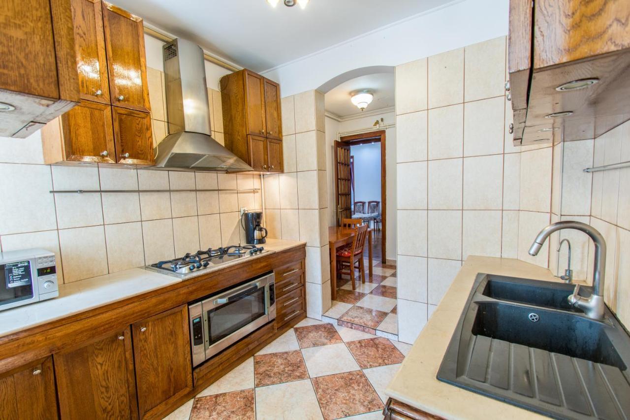 Apartment Faryna Bukarest Kültér fotó